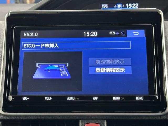 ノア ハイブリッドＳｉ　ダブルバイビーＩＩ　衝突軽減　ナビ　後席モニター　Ｂカメラ　両側パワースライドドア　横滑り防止装置　記録簿有　ＬＥＤ　地デジ　ドラレコ　１オーナー　オートクルーズ　ＤＶＤ再生　メモリナビ　ＥＴＣ　ナビ＆ＴＶ　ＡＢＳ（8枚目）