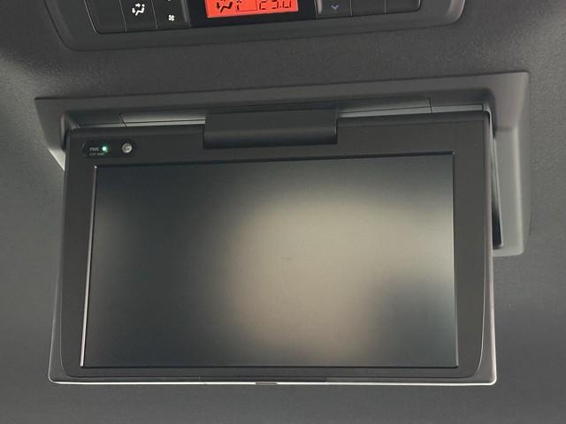 ノア ハイブリッドＳｉ　ダブルバイビーＩＩ　衝突軽減　ナビ　後席モニター　Ｂカメラ　両側パワースライドドア　横滑り防止装置　記録簿有　ＬＥＤ　地デジ　ドラレコ　１オーナー　オートクルーズ　ＤＶＤ再生　メモリナビ　ＥＴＣ　ナビ＆ＴＶ　ＡＢＳ（15枚目）