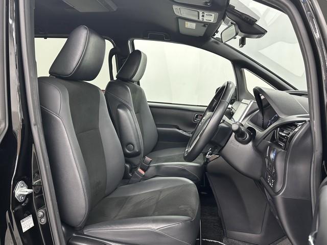 ノア ハイブリッドＳｉ　ダブルバイビーＩＩ　衝突軽減　ナビ　後席モニター　Ｂカメラ　両側パワースライドドア　横滑り防止装置　記録簿有　ＬＥＤ　地デジ　ドラレコ　１オーナー　オートクルーズ　ＤＶＤ再生　メモリナビ　ＥＴＣ　ナビ＆ＴＶ　ＡＢＳ（17枚目）