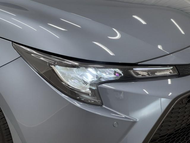 カローラ ハイブリッド　Ｓ　衝突軽減　ナビ　バックモニター　スマートキー　横滑り防止機能　ＬＥＤヘッドライト　ミュージックプレイヤー接続可　点検記録簿　盗難防止装置　オートエアコン　クルコン　メモリナビ　１６ＡＷ（17枚目）