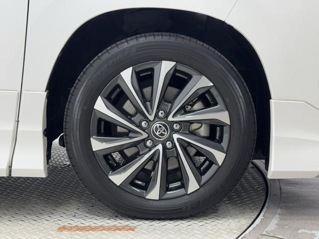 ヴォクシー ハイブリッドS-Z 衝突軽減 ナビ バックモニター モデリスタエアロ DVD再生機能 スマートキー 横滑防止装置 地デジTV クルーズコントロール 1オナ オートエアコン パワーBドア エアバッグ ABS 100V充電(16枚目)