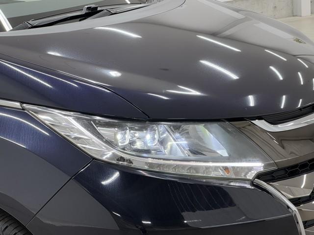 オデッセイハイブリッド ハイブリッドアブソルート・EXホンダセンシング 衝突軽減 メモリナビ パノラミックビューモニター 両側パワースライドドア LEDライト 地上デジタル 3列シート オートクルーズ オートエアコン 盗難防止装置 DVD再生可能 スマートキー ETC(18枚目)