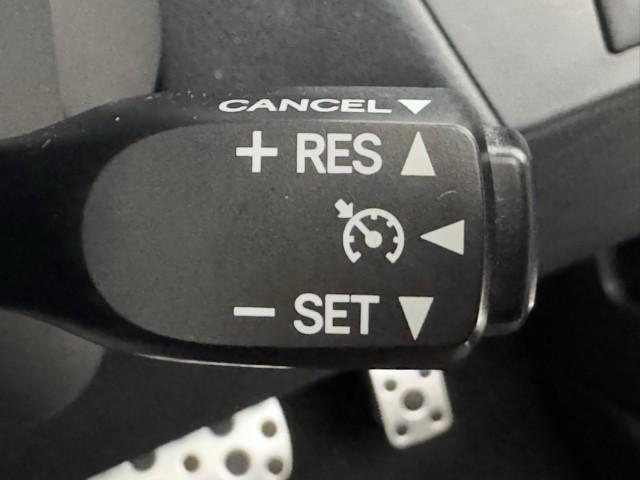 �N���[�Y�R���g���[���@�\���t���Ă��܂��B�@���x��ݒ肷��ƃA�N�Z���𓥂܂Ȃ��Ă����̑��x�ő��邱�Ƃ��ł��܂��B�@�@�������H�ł͂ƂĂ��֗��ȑ��u�Ȃ�ł��B