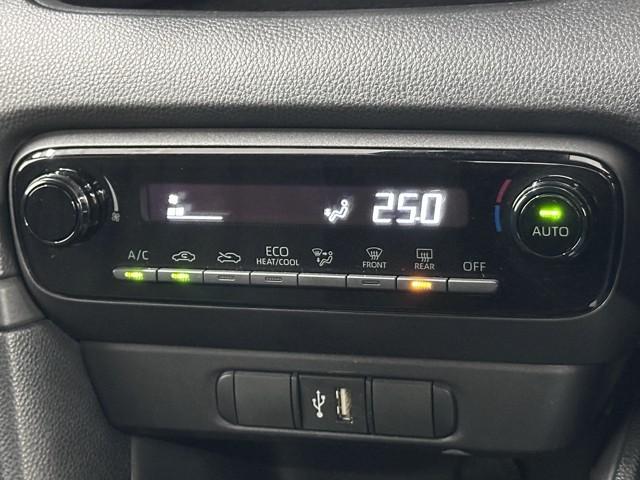 ヤリス ハイブリッドX 衝突軽減 踏み間違い防止 ナビ バックモニター カーテンエアバッグ リモコンキー ETC車載器 ワンオーナー ABS ナビ 定期点検記録簿 オートクルーズ Wエアバック(9枚目)