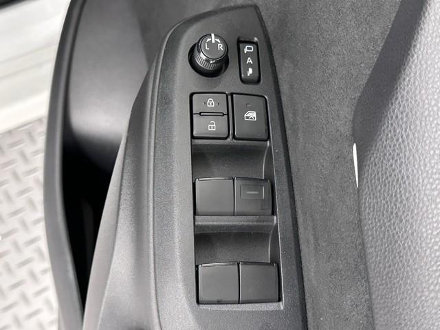 ヤリス ハイブリッドX 衝突軽減 踏み間違い防止 ナビ バックモニター カーテンエアバッグ リモコンキー ETC車載器 ワンオーナー ABS ナビ 定期点検記録簿 オートクルーズ Wエアバック(14枚目)