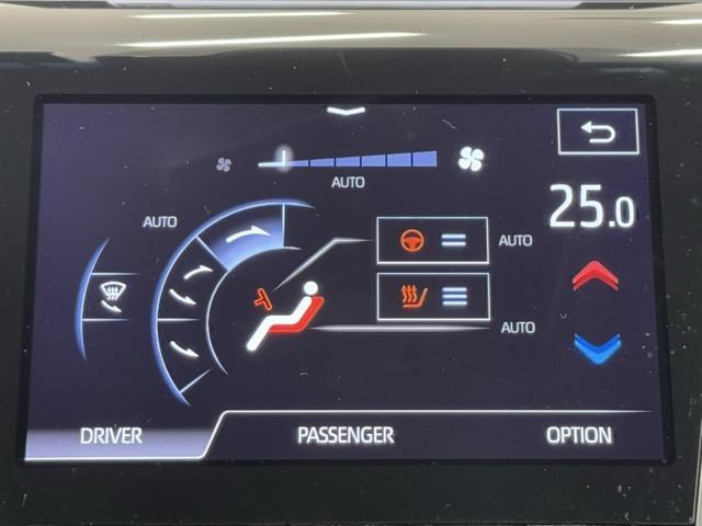 シートヒーター付きなので体調に合わせて細かく車内環境を調整できちゃいます。天候や、体調に左右されずに快適に１日をスタート出来ますね。