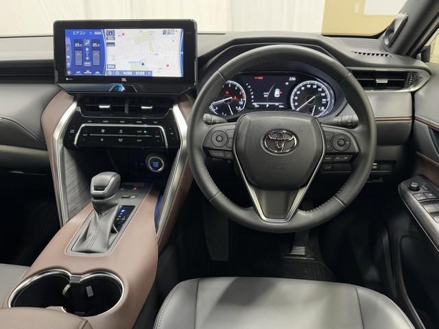 ハリアー Ｚ　衝突軽減　ナビ　バックモニター　運転席パワーシート　横滑防止装置　ヘッドライトＬＥＤ　１９インチアルミホイール　点検記録簿　Ｗエアバッグ　パワーバックドア　ドラレコ付き　スマートキ－　サイドエアバッグ（4枚目）