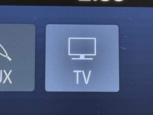 ハリアー Ｚ　衝突軽減　ナビ　バックモニター　運転席パワーシート　横滑防止装置　ヘッドライトＬＥＤ　１９インチアルミホイール　点検記録簿　Ｗエアバッグ　パワーバックドア　ドラレコ付き　スマートキ－　サイドエアバッグ（7枚目）