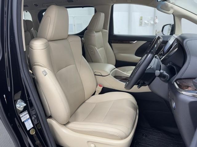 ヴェルファイアハイブリッド Ｖ　Ｌエディション　衝突軽減　ナビ　後席モニター　バックモニター　地デジ　ＬＥＤ　本革　クルコン　両側電動ドア　１００Ｖ電源　ＤＶＤ再生　メモリーナビ　記録簿　４ＷＤ　ＥＴＣ　スマートキー　３列シート　ドラレコ（17枚目）