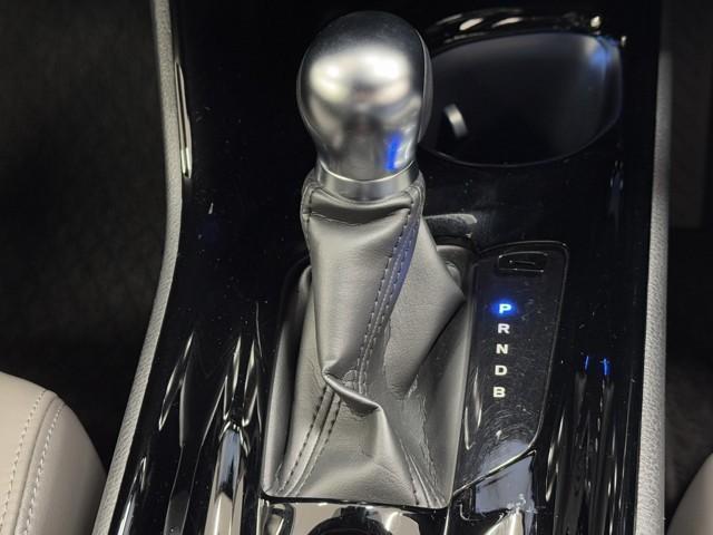 C-HR G 衝突軽減 ナビ パノラミックビュー スマートキー LEDライト Bカメ 盗難防止システム 半革シート オートクルーズコントロール 整備記録簿 スマートキー アルミホイール ナビ付 BSM(10枚目)