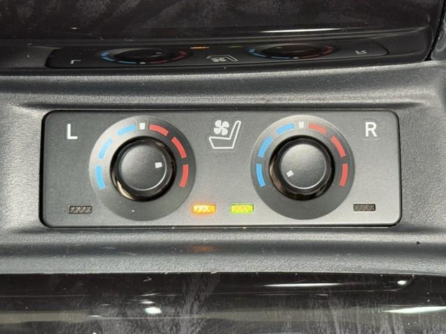 アルファード 2.5S Cパッケージ 衝突軽減 ナビ 後席モニター パノラミックビュー 両電動ドア 地デジ TRDエアロ マフラー 定期点検記録簿 DVD再生可能 サンルーフ クルコン AC100V電源 ETC車載器 スマートキー(14枚目)