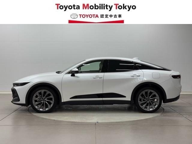 クラウンクロスオーバー Ｇアドバンスド・レザーパッケージ　衝突軽減　ＴＳＳ　レザー　ＤＡ　パノラミックビュー　フルセグＴＶ　シートハンドルヒーターパワーシート　ＬＥＤヘッドライト　クルーズコントロール　ドライブレコーダ　２１アルミホイル　ＥＴＣ付　４ＷＤ（3枚目）