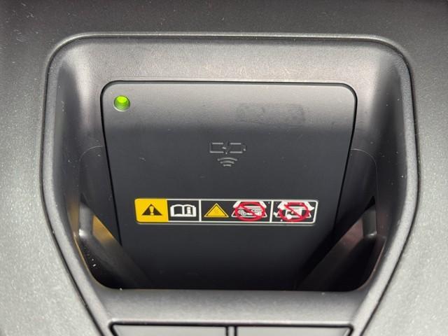 クラウンクロスオーバー Ｇアドバンスド・レザーパッケージ　衝突軽減　ＴＳＳ　レザー　ＤＡ　パノラミックビュー　フルセグＴＶ　シートハンドルヒーターパワーシート　ＬＥＤヘッドライト　クルーズコントロール　ドライブレコーダ　２１アルミホイル　ＥＴＣ付　４ＷＤ（12枚目）