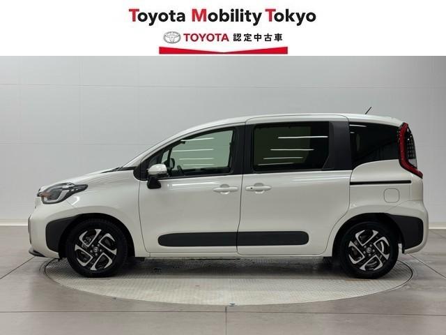 シエンタ ハイブリッドＺ　衝突軽減　ナビ　パノラミックビュー　アルミ　スマートキー　両側パワースライドドア　イモビライザー　整備記録簿　シートヒーター　ＬＥＤヘッドライト　ＥＴＣ車載器　横滑り防止　スマートキー　オートエアコン（3枚目）