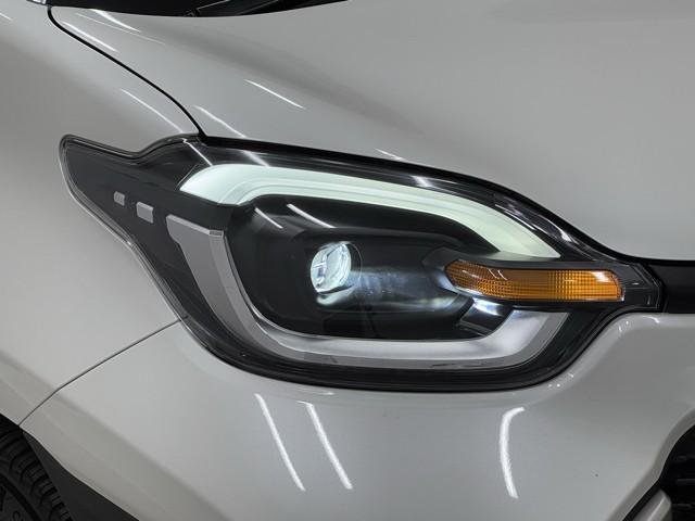 シエンタ ハイブリッドＺ　衝突軽減　ナビ　パノラミックビュー　アルミ　スマートキー　両側パワースライドドア　イモビライザー　整備記録簿　シートヒーター　ＬＥＤヘッドライト　ＥＴＣ車載器　横滑り防止　スマートキー　オートエアコン（18枚目）