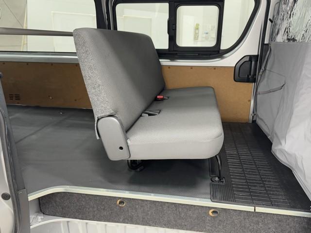 ハイエースバン ロングジャストローDXGLパック 衝突軽減 ナビ パノラミックビュー ジャストロー キーレスエントリー パワーウィンドウ マニュアルエアコン エアバッグ 記録簿 ドラレコ ミュージックプレイヤー接続可 メモリナビ ETC(16枚目)