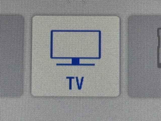 シエンタ Ｇ　セーフティーエディション　衝突軽減　ＴＳＳ　ナビ　パノラミックビュー　シートヒーター　両側電動ドア　ドライブレコーダー　オートエアコン　フルセグＴＶ　スマートキー　盗難防止装置　ＥＴＣ　ＤＶＤ　３列シート　メモリーナビ　ＡＢＳ（7枚目）