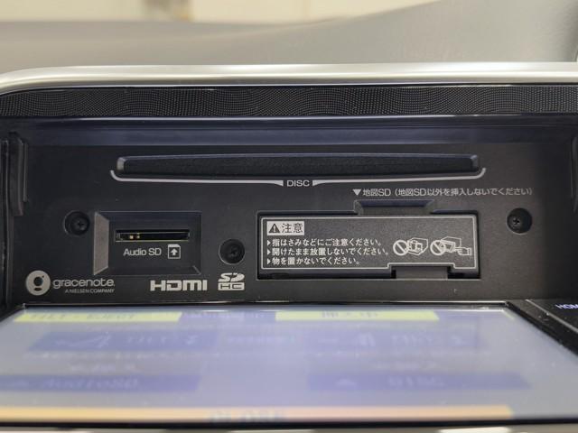 シエンタ Ｇ　セーフティーエディション　衝突軽減　ＴＳＳ　ナビ　パノラミックビュー　シートヒーター　両側電動ドア　ドライブレコーダー　オートエアコン　フルセグＴＶ　スマートキー　盗難防止装置　ＥＴＣ　ＤＶＤ　３列シート　メモリーナビ　ＡＢＳ（10枚目）