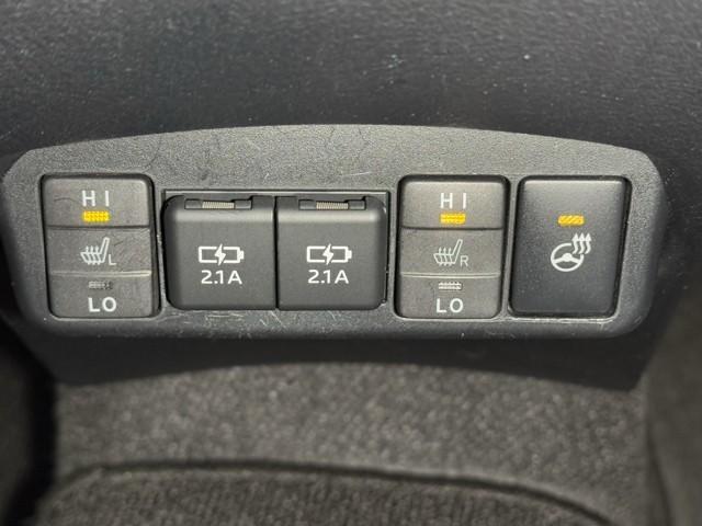 シエンタ Ｇ　セーフティーエディション　衝突軽減　ＴＳＳ　ナビ　パノラミックビュー　シートヒーター　両側電動ドア　ドライブレコーダー　オートエアコン　フルセグＴＶ　スマートキー　盗難防止装置　ＥＴＣ　ＤＶＤ　３列シート　メモリーナビ　ＡＢＳ（15枚目）