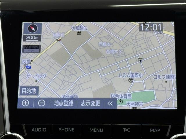 クラウンハイブリッド Ｓ　Ｆｏｕｒ　エレガンススタイル　衝突軽減　ナビＴＶ　パノラミックビューモニター　サンルーフ　１８インチアルミホイール　クルーズコントロール　盗難防止装置　パワーシート　スマートキー　ドラレコ　４ＷＤ　メモリーナビ　フルセグ　ＥＴＣ（5枚目）