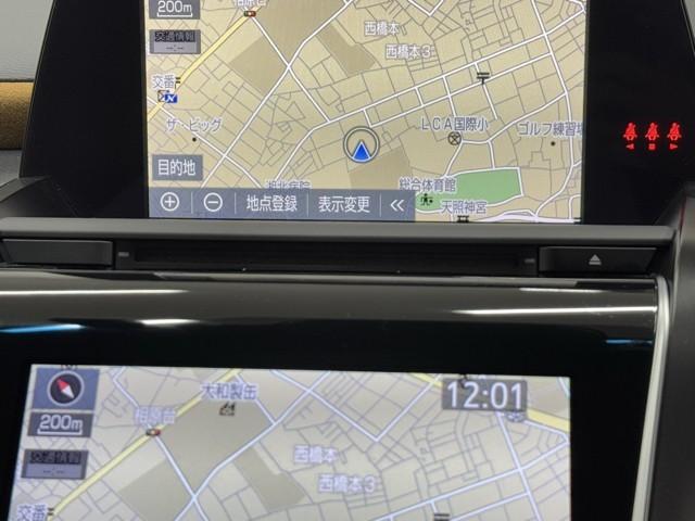 クラウンハイブリッド Ｓ　Ｆｏｕｒ　エレガンススタイル　衝突軽減　ナビＴＶ　パノラミックビューモニター　サンルーフ　１８インチアルミホイール　クルーズコントロール　盗難防止装置　パワーシート　スマートキー　ドラレコ　４ＷＤ　メモリーナビ　フルセグ　ＥＴＣ（9枚目）