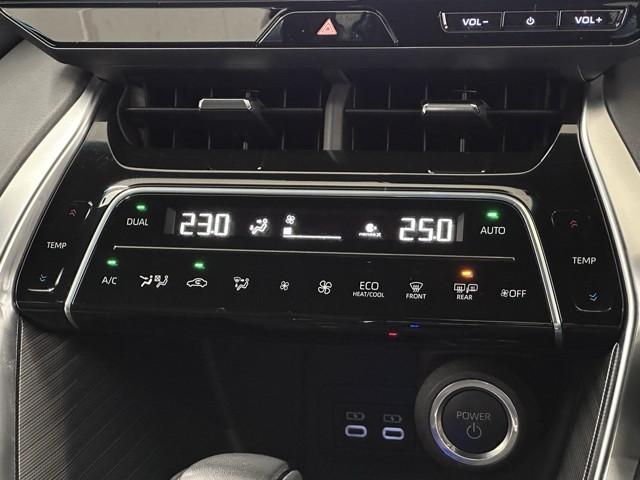 ハリアーハイブリッド Ｚ　レザーパッケージ　衝突軽減　ナビ　パノラミックビュー　パノラマサンルーフ　地デジ　革　ＬＥＤライト　クルーズコントロール　スマートキ－　助手席エアバック　シートエアコン　パワーシート　点検記録簿　オートエアコン（9枚目）