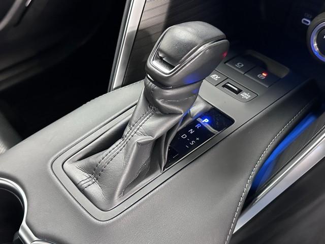 ハリアーハイブリッド Ｚ　レザーパッケージ　衝突軽減　ナビ　パノラミックビュー　パノラマサンルーフ　地デジ　革　ＬＥＤライト　クルーズコントロール　スマートキ－　助手席エアバック　シートエアコン　パワーシート　点検記録簿　オートエアコン（10枚目）