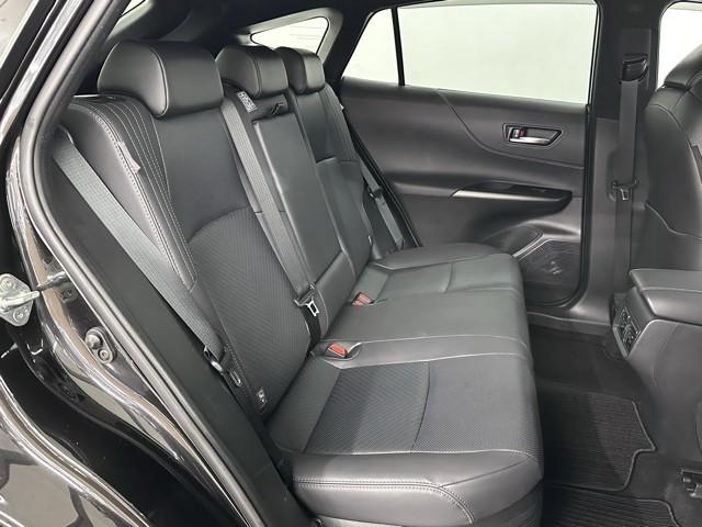 ハリアーハイブリッド Ｚ　レザーパッケージ　衝突軽減　ナビ　パノラミックビュー　パノラマサンルーフ　地デジ　革　ＬＥＤライト　クルーズコントロール　スマートキ－　助手席エアバック　シートエアコン　パワーシート　点検記録簿　オートエアコン（17枚目）