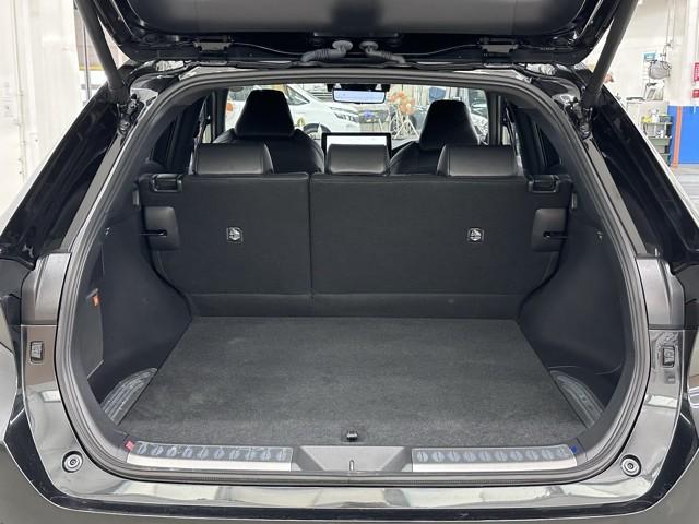 ハリアーハイブリッド Ｚ　レザーパッケージ　衝突軽減　ナビ　パノラミックビュー　パノラマサンルーフ　地デジ　革　ＬＥＤライト　クルーズコントロール　スマートキ－　助手席エアバック　シートエアコン　パワーシート　点検記録簿　オートエアコン（18枚目）