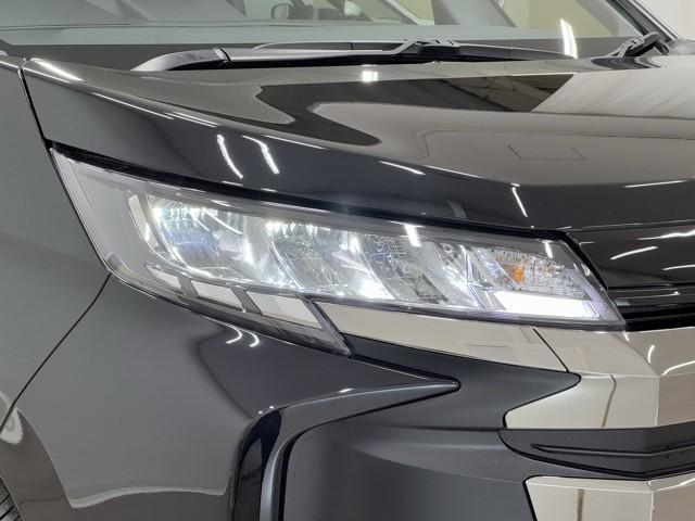 ノア ハイブリッドS-G 8人のり 衝突軽減 両電動ドア スマートキー イモビ クルーズコントロール バックガイドモニター 横滑り防止装置 LEDヘッドライト ドライブレコーダー スマートキー 3列シート レンタアップ(17枚目)