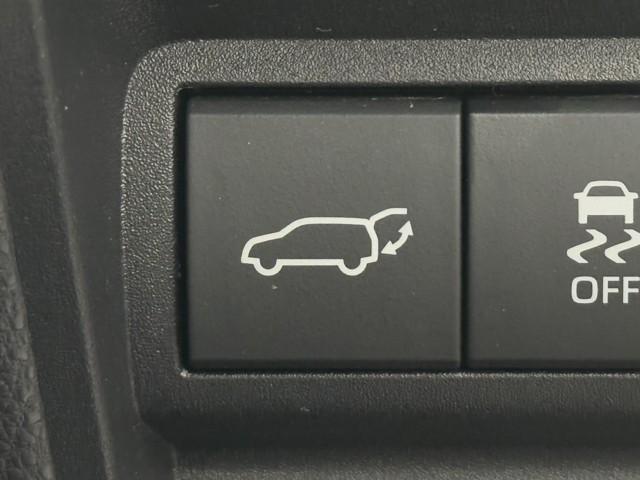 ヤリスクロス ハイブリッドZ 衝突軽減 ナビ パノラミックビューモニター ドライブレコーダ アルミホイル LEDライト 1オ-ナ- リアカメラ クルーズコントロール 横滑り防止システム ナビTV メモリーナビゲーション 電動シ-ト(18枚目)