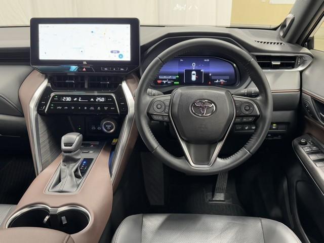 ハリアーハイブリッド Ｚ　レザーパッケージ　衝突軽減　ナビＴＶ　寒冷地仕様　ＬＥＤライト　本革　シートエアコン　横滑り防止　ドラレコ付　クルーズコントロール　Ｐシート　ガラスルーフ　パワーバックドア　ハンドルヒーター　フルセグテレビ（4枚目）