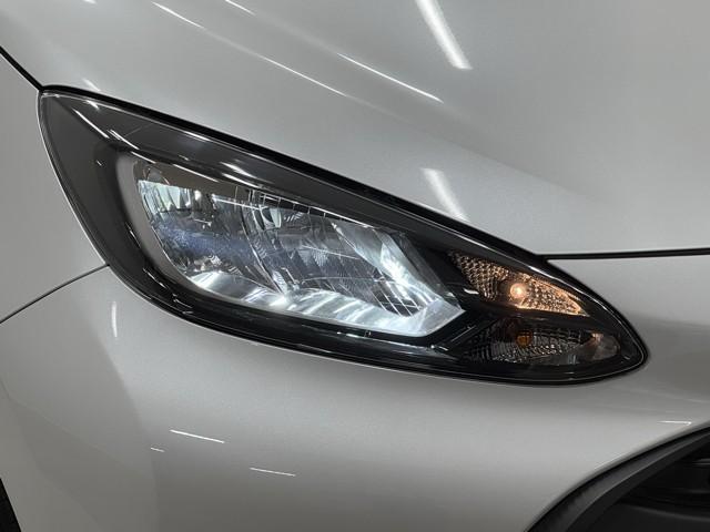 アクア Ｘ　踏み間違い防止　１００Ｖ　イモビ　ドライブレコーダー　ナビ　点検記録簿　ＬＥＤヘッドライト　スマートキー　横滑り防止機能　キーレスエントリー　オートクルーズ　オートエアコン　ＥＴＣ　カーテンエアバッグ（17枚目）