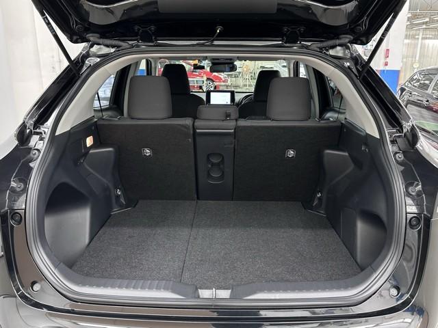 ヤリスクロス Ｇ　ＥＴＣ装備　リヤカメラ　点検記録簿　スマートエントリー　イモビライザー　オートエアコン　アルミホイール　キーレス　パワーウィンドウ　クルコン　ＡＢＳ　ドライブレコーダー　エアバッグ　パワーステアリング（17枚目）