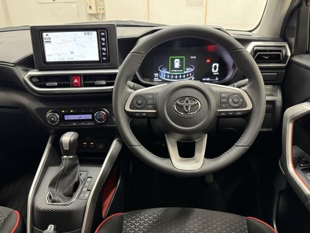 ライズ Z 誤発進抑制機能 エアコン スマートキー&プッシュスタート 地デジTV ドライブレコーダ VSA 盗難防止装置 ミュージックプレイヤー接続可 アイドリングストップ機能 クルコン バックモニター キーレス(4枚目)