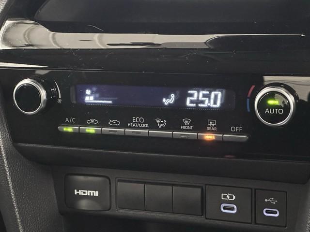 ヤリスクロス Ｇ　ＥＴＣ装備　リヤカメラ　点検記録簿　スマートエントリー　イモビライザー　オートエアコン　アルミホイール　キーレス　パワーウィンドウ　クルコン　ＡＢＳ　ドライブレコーダー　エアバッグ　パワーステアリング（8枚目）