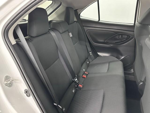 ヤリスクロス Ｇ　ＥＴＣ装備　リヤカメラ　点検記録簿　スマートエントリー　イモビライザー　オートエアコン　アルミホイール　キーレス　パワーウィンドウ　クルコン　ＡＢＳ　ドライブレコーダー　エアバッグ　パワーステアリング（17枚目）