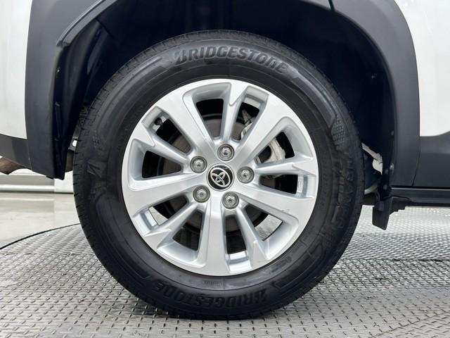 ヤリスクロス Ｇ　ＥＴＣ装備　リヤカメラ　点検記録簿　スマートエントリー　イモビライザー　オートエアコン　アルミホイール　キーレス　パワーウィンドウ　クルコン　ＡＢＳ　ドライブレコーダー　エアバッグ　パワーステアリング（19枚目）