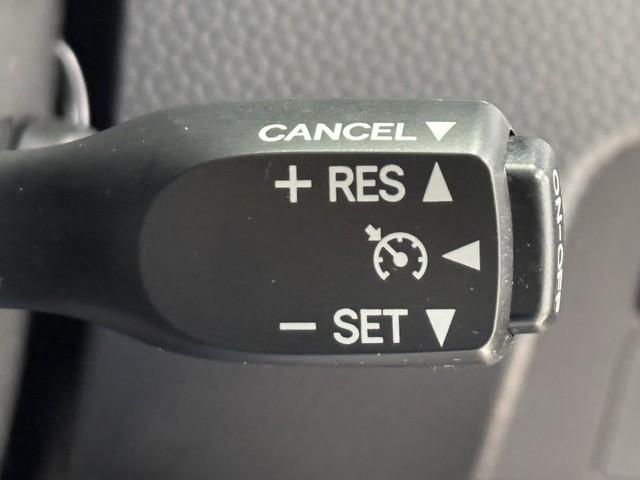 タンク カスタムＧ－Ｔ　スマキ－　地上デジタル　アルミホイル　踏み間違い防止装置　両側電動ドア　ＬＥＤヘッドライト　クルコン　リアカメラ　横滑り防止装置　ＥＴＣ　キーレス　ドライブレコーダー　ＴＶナビ　オートエアコン　ＤＶＤ（11枚目）