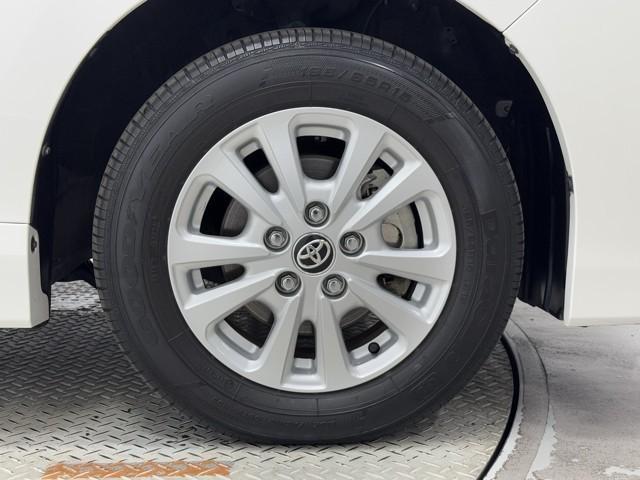 ノア ハイブリッドＸ　衝突被害軽減ブレーキ　両側電動スライドドア　Ｂｌｕｅｔｏｏｔｈ音楽　車線逸脱防止　電格ミラー　ＴＳＳ　両側電動ドア　ＡＨＢ　Ｂカメラ　フルフラット　ＤＶＤ再生可　横滑り防止　エアバック　オートエアコン（21枚目）