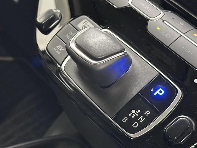 アクア Ｚ　衝突被害軽減ブレーキ　全周囲カメラ　Ｂｌｕｅｔｏｏｔｈ音楽　ＡＨＢ　ソナー　ＥＴＣ２．０　ＬＥＤヘッドライト　スマートキー　１００Ｖ電源　イモビライザー　ドライブレコーダー　オートクルーズコントロール（13枚目）
