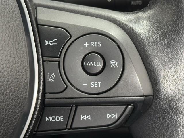 ＲＡＶ４ Ｇ　Ｚパッケージ　インテリジェントクリアランスソナー　整備記録簿　ＡＷＤ　ＬＥＤライト　アルミホイル　オートクルーズ　横滑り防止装置　バックガイドモニター　盗難防止装置　デュアルエアバッグ　メモリナビ　キーレス　ＡＢＳ（11枚目）