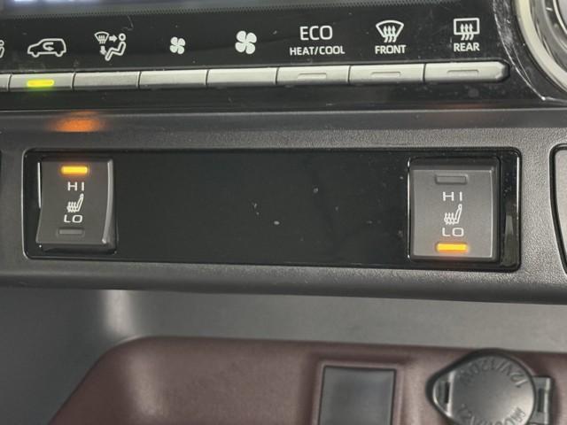 ＲＡＶ４ Ｇ　Ｚパッケージ　インテリジェントクリアランスソナー　整備記録簿　ＡＷＤ　ＬＥＤライト　アルミホイル　オートクルーズ　横滑り防止装置　バックガイドモニター　盗難防止装置　デュアルエアバッグ　メモリナビ　キーレス　ＡＢＳ（14枚目）