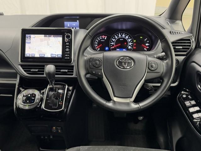 ヴォクシー V 衝突被害軽減ブレーキ Bluetooth対応 ミュージックプレイヤー接続可 ドラレコ ETC2.0 両側パワースライドドア 3列シート アイドリングストップ LEDランプ メモリーナビ バックモニタ(4枚目)