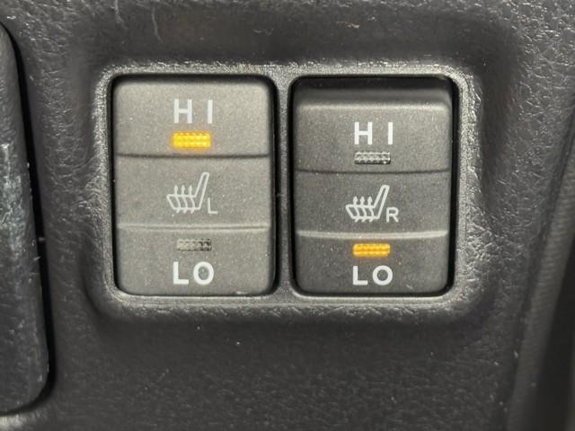 ヴォクシー V 衝突被害軽減ブレーキ Bluetooth対応 ミュージックプレイヤー接続可 ドラレコ ETC2.0 両側パワースライドドア 3列シート アイドリングストップ LEDランプ メモリーナビ バックモニタ(15枚目)