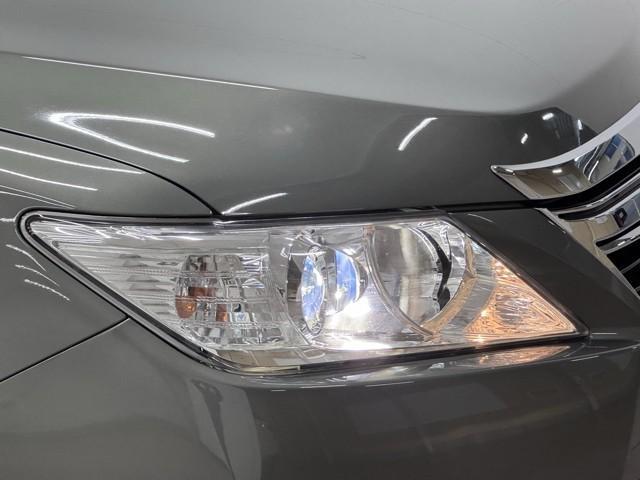 カムリ ハイブリッド　Ｇパッケージ　ドライブレコーダー　Ｂｌｕｅｔｏｏｔｈ　ナビ＆ＴＶ　ワンセグＴＶ　ＨＩＤヘッドライト　クリアランスソナー　スマートキー　ＥＴＣ　車検整備付き　純正ＳＤナビ　バックモニター　盗難防止装置　純正アルミ（20枚目）