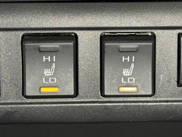 カローラクロス Ｚ　ムーンルーフ　エアロ　横滑り防止機能　盗難防止装置　メモリナビ　整備記録簿　ドラレコ付　バックガイドモニター　クルーズコントロール　エアバッグ　キーフリーシステム　パワ－シ－ト　ＡＡＣ　ＥＴＣ車載器（13枚目）
