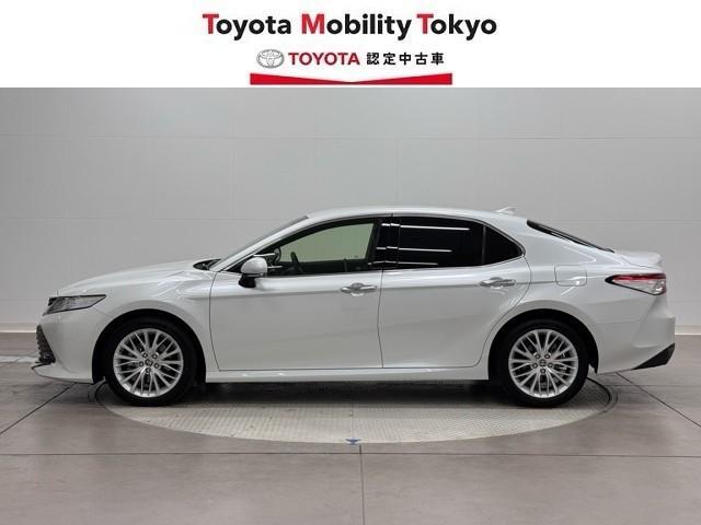 カムリ Ｇレザーパッケージ　衝突被害軽減　ＤＶＤプレーヤー　定期点検記録簿　ＬＥＤランプ　横滑り防止　本革シート　電動シート　イモビライザー　エアバッグ　キーフリー　メモリ－ナビ　オートクルーズ　ＡＢＳ　ドライブレコーダ　ＥＴＣ（6枚目）