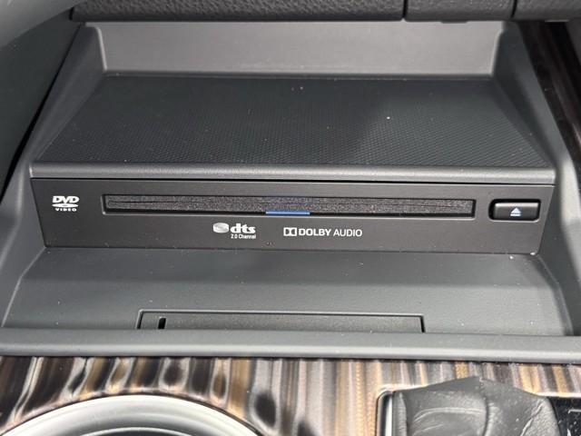 カムリ Ｇレザーパッケージ　衝突被害軽減　ＤＶＤプレーヤー　定期点検記録簿　ＬＥＤランプ　横滑り防止　本革シート　電動シート　イモビライザー　エアバッグ　キーフリー　メモリ－ナビ　オートクルーズ　ＡＢＳ　ドライブレコーダ　ＥＴＣ（12枚目）