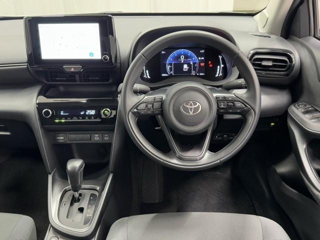 ヤリスクロス G 衝突被害軽減ブレーキ 車検整備付 レンタカー使用歴 ドライブレコーダー Bluetoothオーディオ ミュージックプレイヤー接続可 USB接続 ETC装備 レーンキープ スマートエントリー ABS(7枚目)